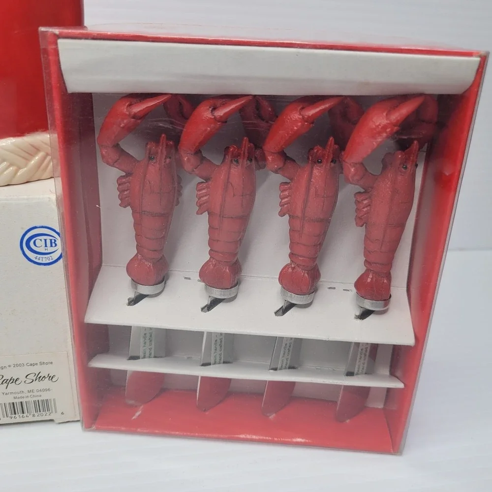 Boston Warehouse Lobster Handle Spreader Knife Set w Salt & Pepper Shakers‎ NEW